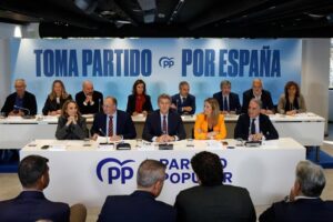 Reunión del Partido Popular con Alberto Núñez Feijóo y otros miembros