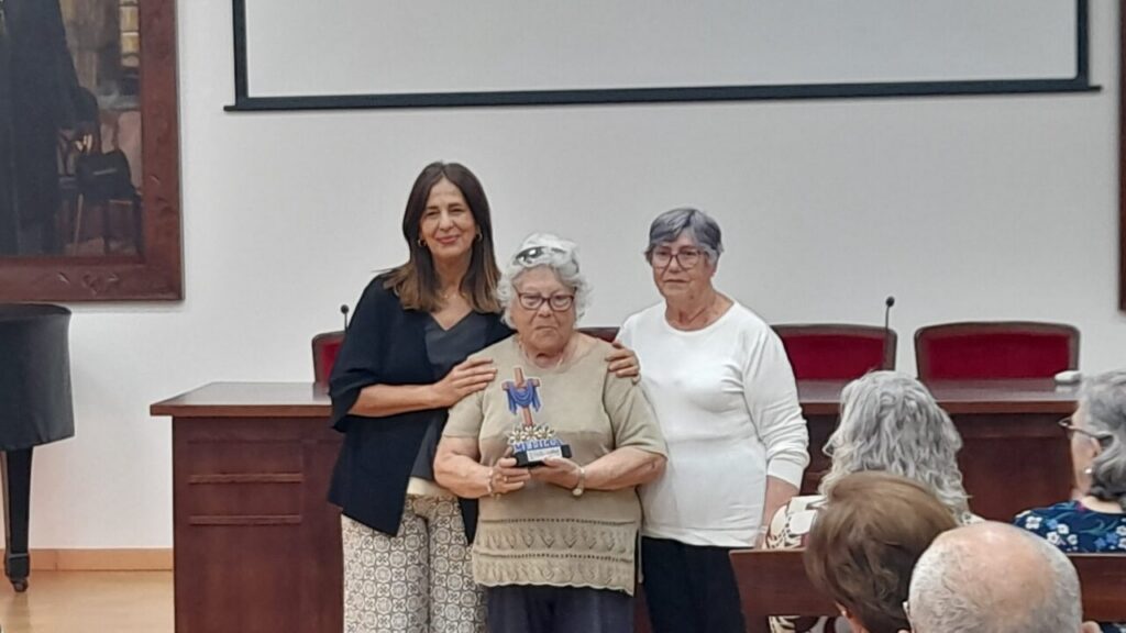 Entrega de premios del concurso de Cruces de Mayo en Melilla
