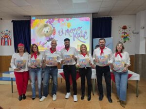 Presentación del libro El mono Kalé con Juan Heredia Urbano y asistentes