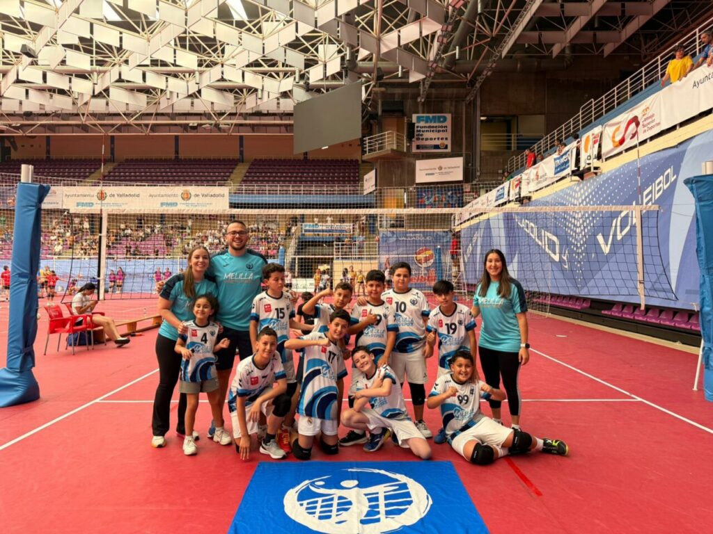 Equipo Alevín del Club Voleibol Melilla en el Campeonato de España