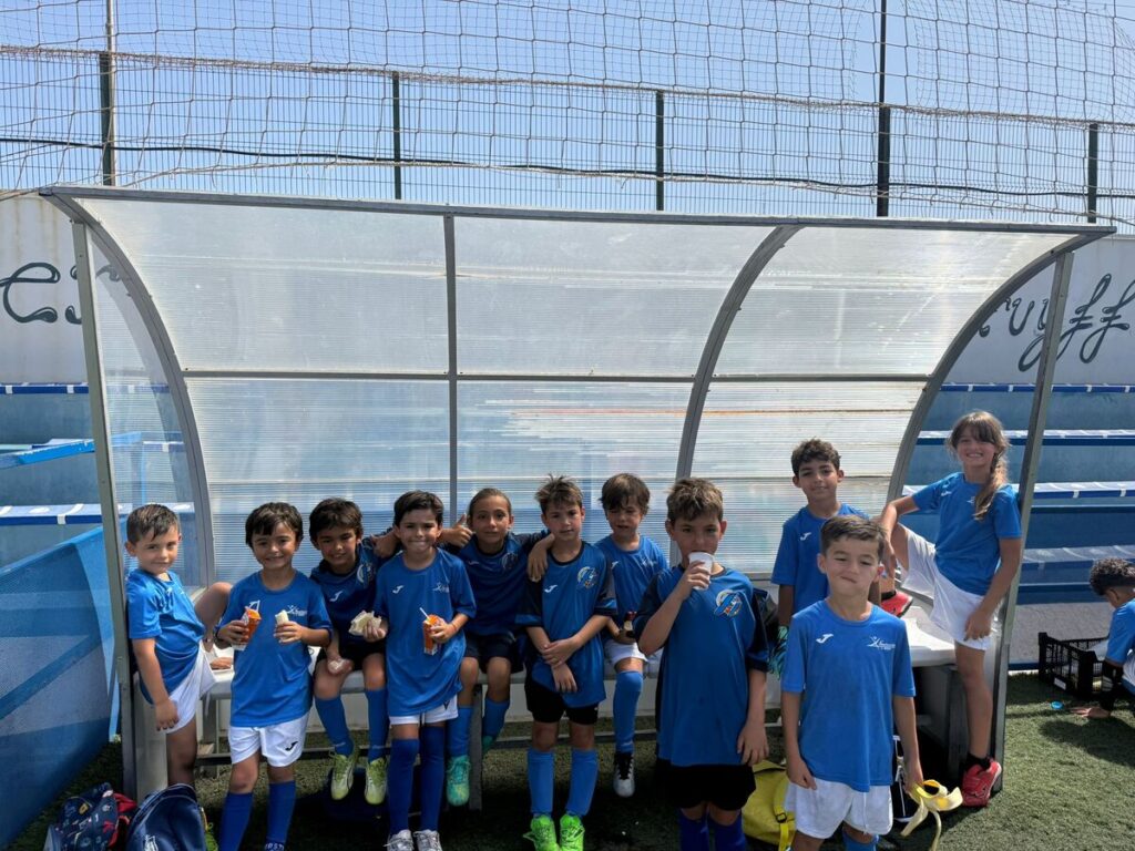 Grupo de niños en el XIV Campus de Tecnificación de Verano 2026