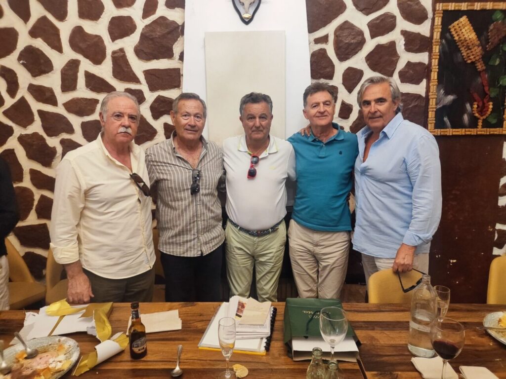 Grupo Amigos Futboleros de Melilla rinde homenaje a Pepito