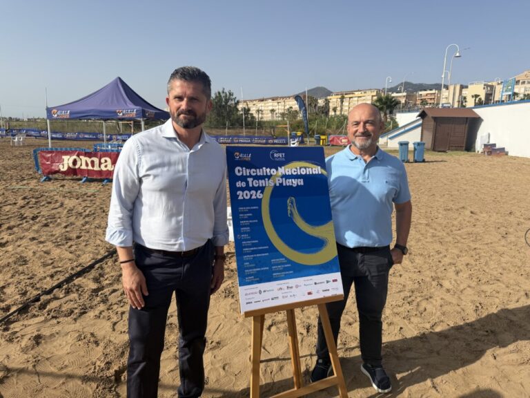 Presentación del Circuito Nacional de Tenis Playa en Melilla