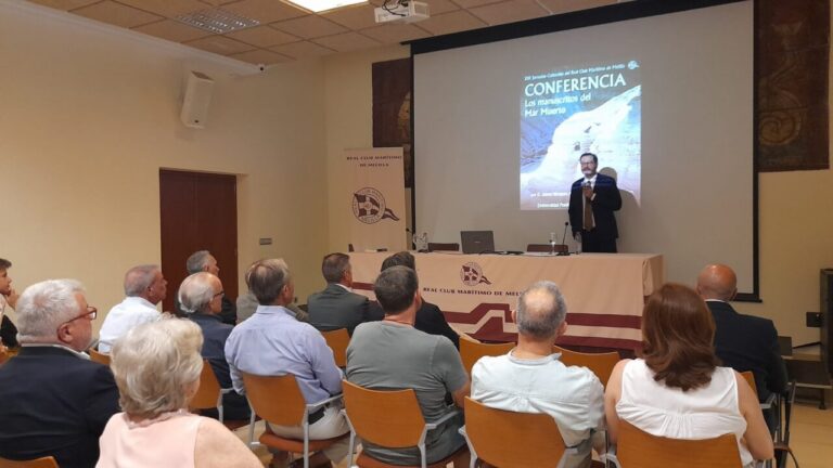 Conferencia sobre los Manuscritos del Mar Muerto en el Club Marítimo
