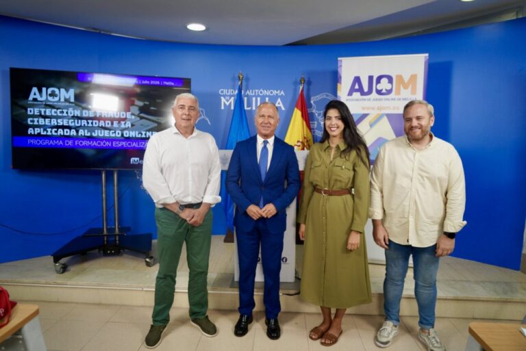 Participantes en un curso sobre detección de fraude y ciberseguridad en Melilla.