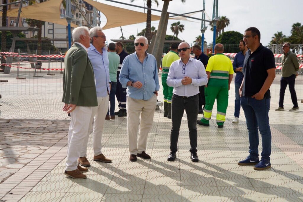 Presentación de nuevos camiones hidropresores en Melilla