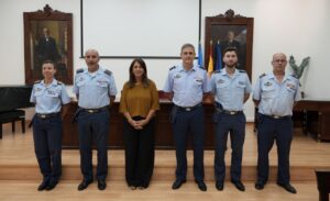Grupo de miembros del Ejército del Aire en una ceremonia en Melilla
