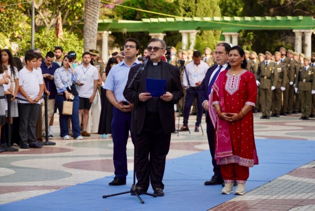 Acto solemne en Melilla con representantes de diversas instituciones