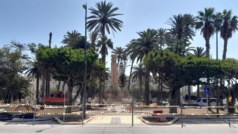 Vista de la Plaza de España en Melilla durante su remodelación
