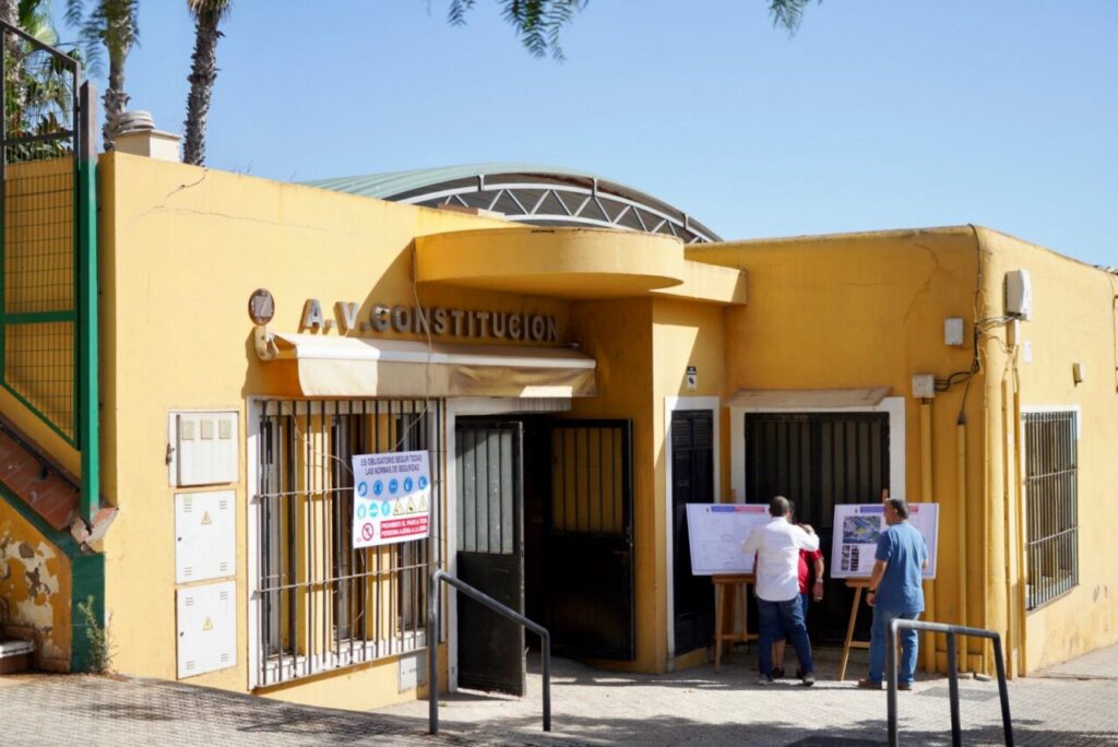 Fachada de la sede de la Asociación de Vecinos Constitución en Melilla