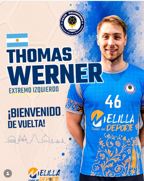 Jugador de balonmano Thomas Werner con camiseta azul