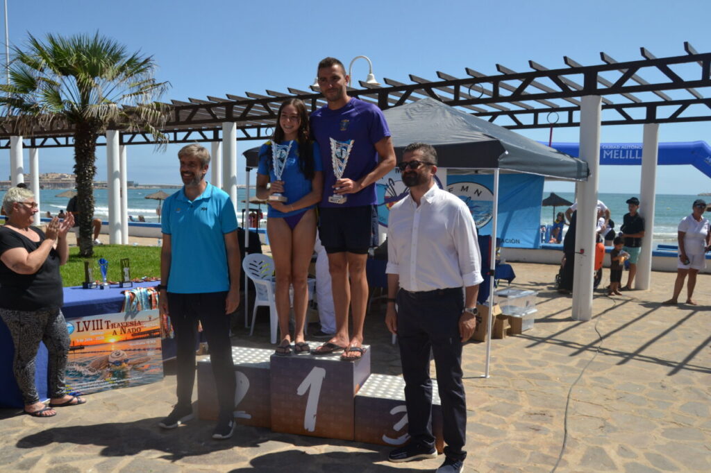 Ganadores de la LVIII Travesía a Nado de Melilla en el podio