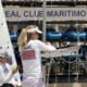 Competidores preparándose para el Mundial Junior de Snipe en Melilla