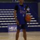 Álvaro Bonnemaison con balón de baloncesto en el MCD Enrique Soler