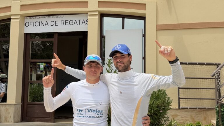 Juanjo Fernández y Álvaro Rodríguez celebrando su victoria como campeones del mundo