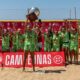 Equipo del C.D. Higicontrol Melilla celebrando su victoria en la Copa Federación de fútbol playa