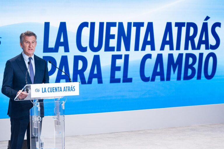 Alberto Núñez Feijóo hablando en un evento del PP sobre España