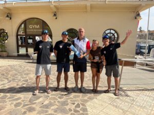 Grupo de regatistas en el Real Club Marítimo de Melilla