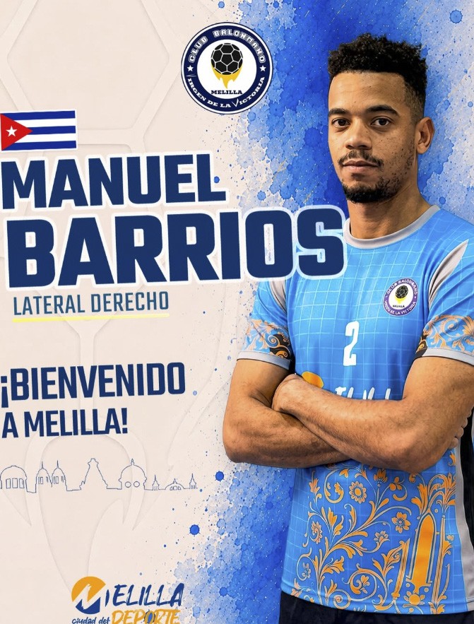 Manuel Barrios en uniforme del Club Melilla Balonmano Virgen de la Victoria