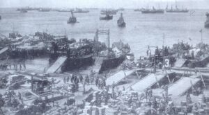 Vista histórica de la playa de Morro Nuevo durante el desembarco de Alhucemas en 1925.