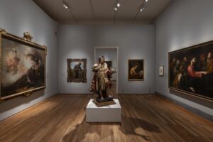 Vista de la exposición Prado Siglo XXI con esculturas y pinturas