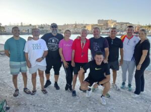 Grupo de participantes en el Concurso de Pesca Adultos en Melilla