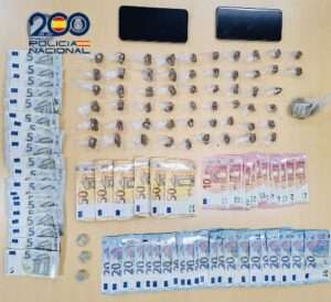 Dinero en efectivo y drogas confiscadas en Melilla