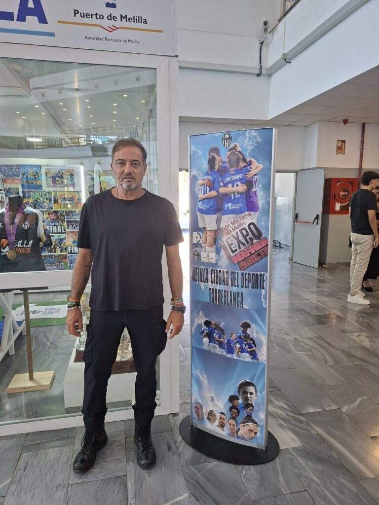 Inauguración de la exposición del Melilla Torreblanca en la Estación Marítima