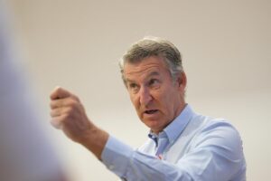 Alberto Núñez Feijóo hablando sobre riesgo sanitario en Ceuta