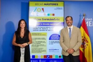 Presentación de becas másteres en Melilla por Jesús Romero