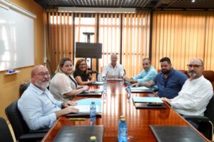 Reunión de representantes del sector turístico en Melilla