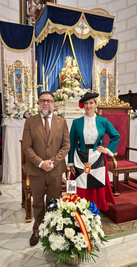 Ceremonia religiosa con ofrenda floral a la Virgen de la Victoria en Melilla