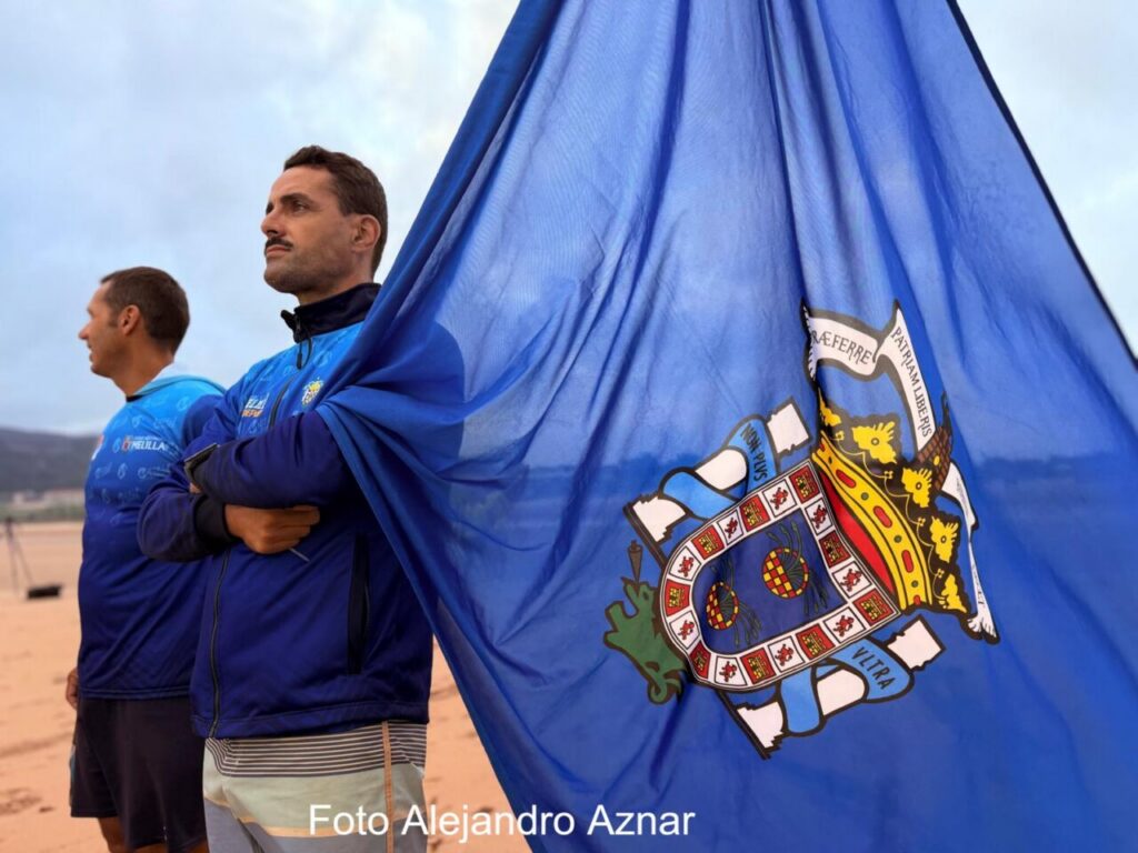 Participantes de la selección de Melilla en el campeonato de surf