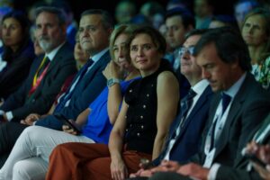 Isabel Díaz Ayuso en un foro sobre desahucios y vivienda