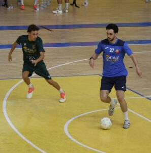 Jugadores del C.D. Melistar en un partido de fútbol sala