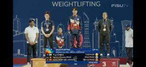 Ceremonia de medallas de levantamiento de pesas femenino en Doha 2026