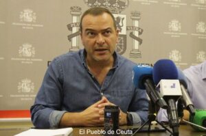 Rueda de prensa del jefe de Gabinete en Ceuta tras su dimisión.