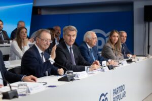 Alberto Núñez Feijóo durante una reunión del Partido Popular