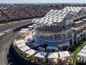 Vista aérea de un hotel en el circuito de Fórmula 1 en Madrid