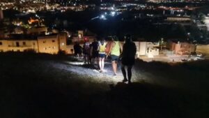 Participantes en la II Carrera por Montaña Nocturna en Melilla
