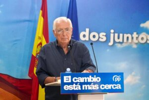 Imbroda en rueda de prensa tras concentración en Melilla