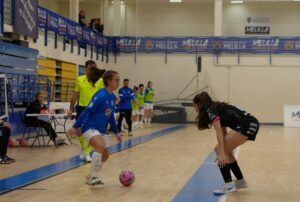 Jugadoras del Melilla Torreblanca en un partido de fútbol sala