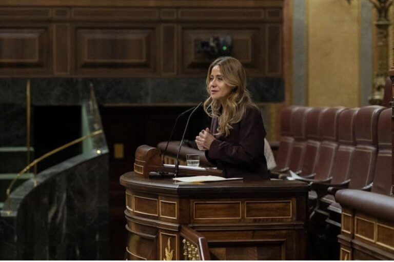 Sofía Acedo hablando en el Congreso de los Diputados