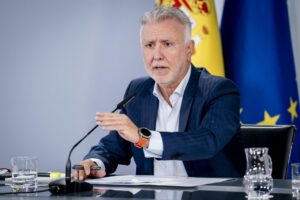 Ángel Víctor Torres durante una rueda de prensa sobre migrantes en Ceuta