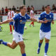 Jugadores de la U.D. Melilla celebrando un gol en el partido