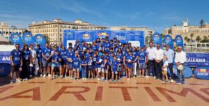 Adrián Robles y participantes en la Regata de los II Juegos del Agua en Melilla