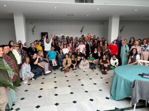 Grupo de personas en un evento de ASPANIES en Melilla