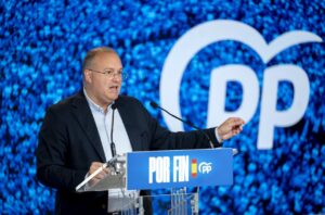 El secretario general del PP habla sobre corrupción en rueda de prensa